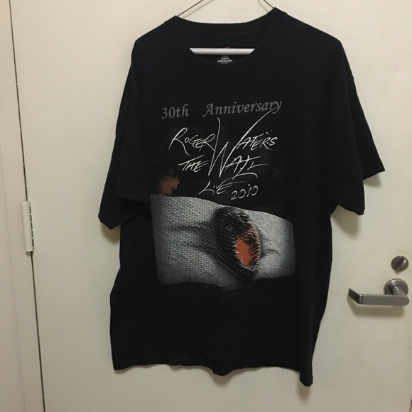 Hanes Other - The Wall tour shirt